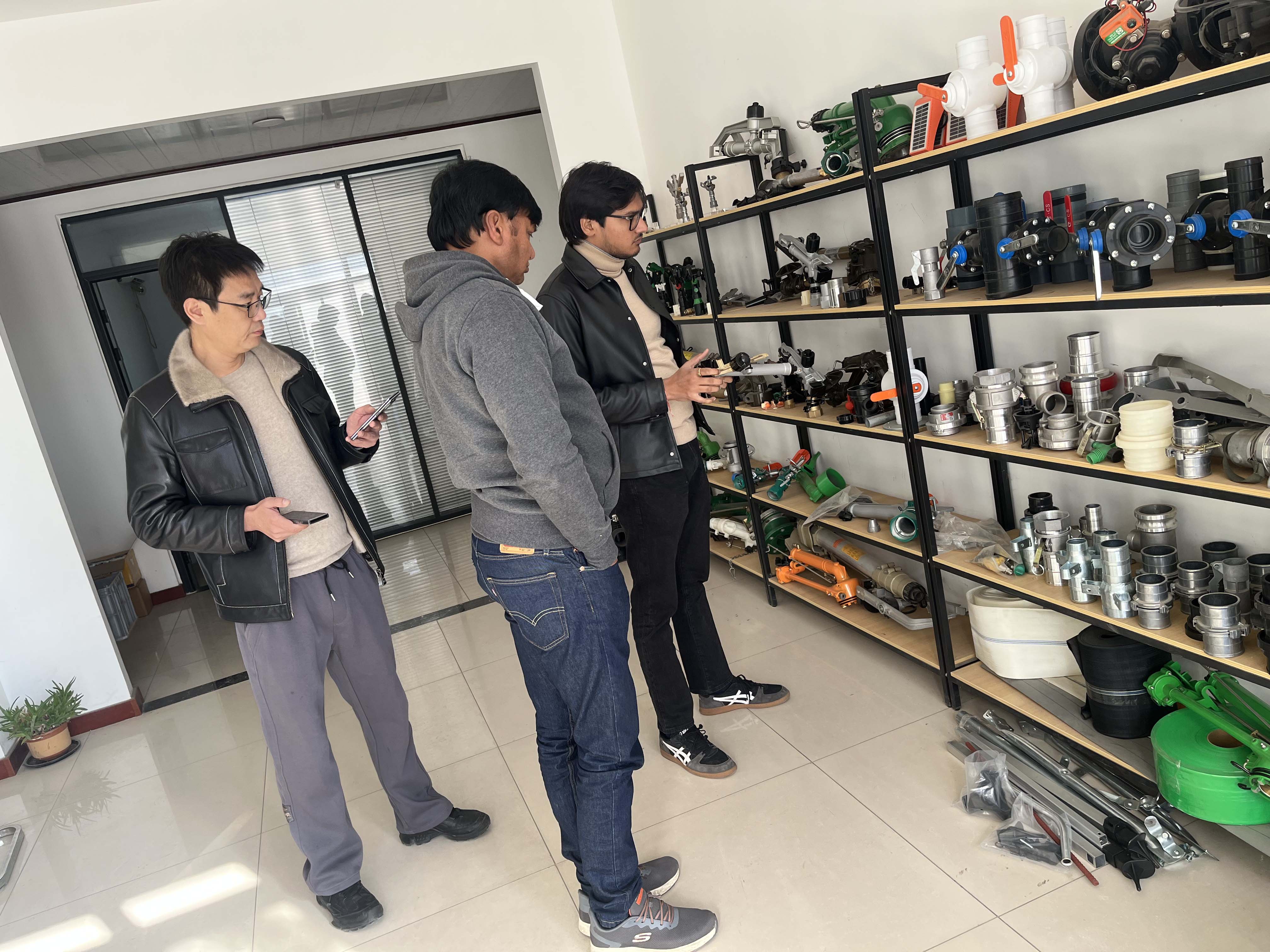 松江NS40 涡轮喷枪获客户青睐 洽谈批量合作